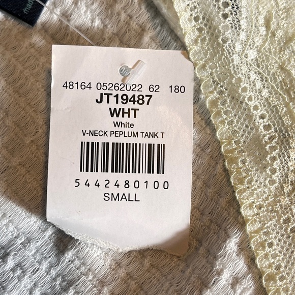 Daytrip @ Buckle White and Cream Lace V Neck Peplum Tank Top Small NWT - Picture 10 of 10